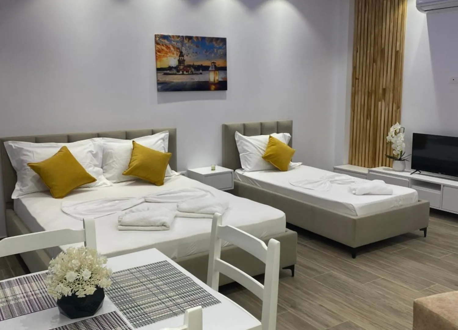 Klea Rooms Himare
