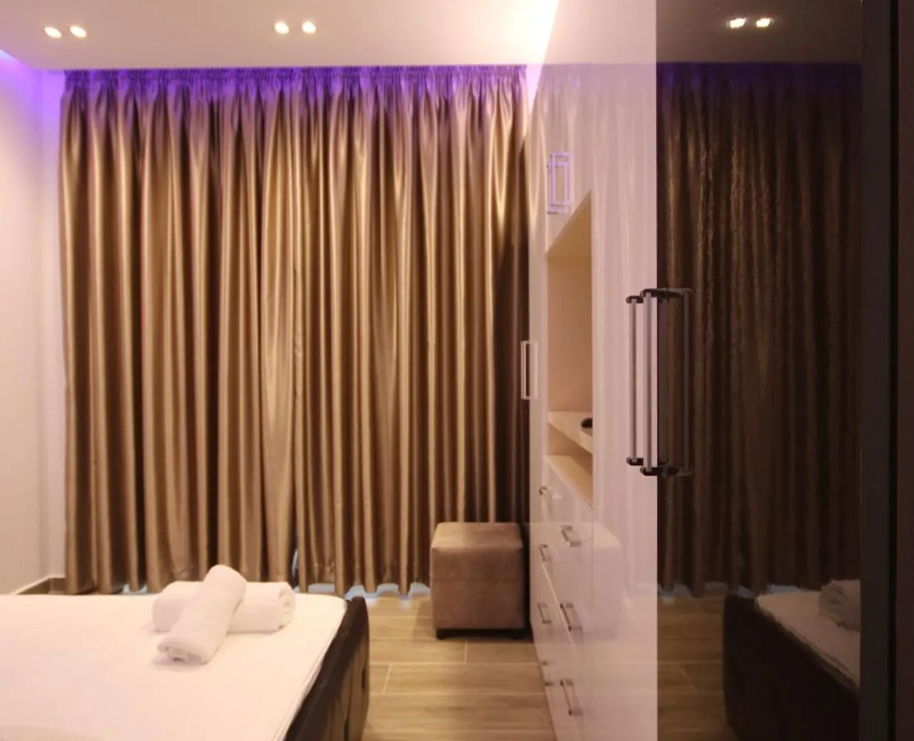 Homestay Klea Rooms Himare